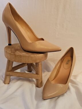 Nude Pointed-Toe High Heel Pump